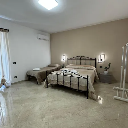Fabariahome Vendégház